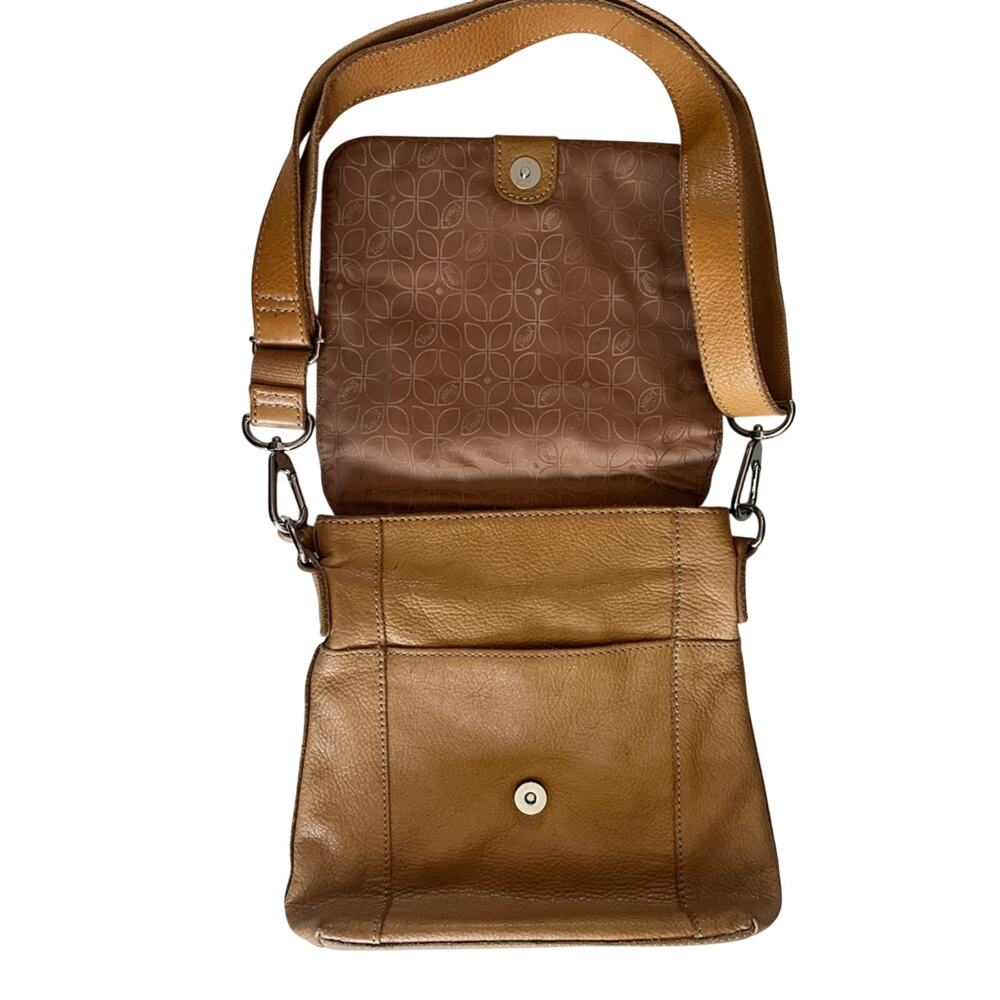 Fossil Leather Crossbody Bag Golden Tan Pebbled Adjustable Boho Spring Casual - Picture 3 of 9